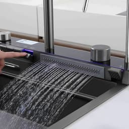 Cascade en rafale et boutons de commande avec bandeau LED